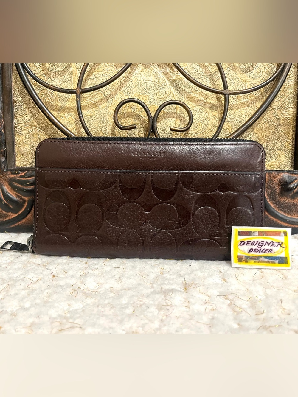 COACH Accordion Brown Signature Embossed Wallet GUC! 74999
